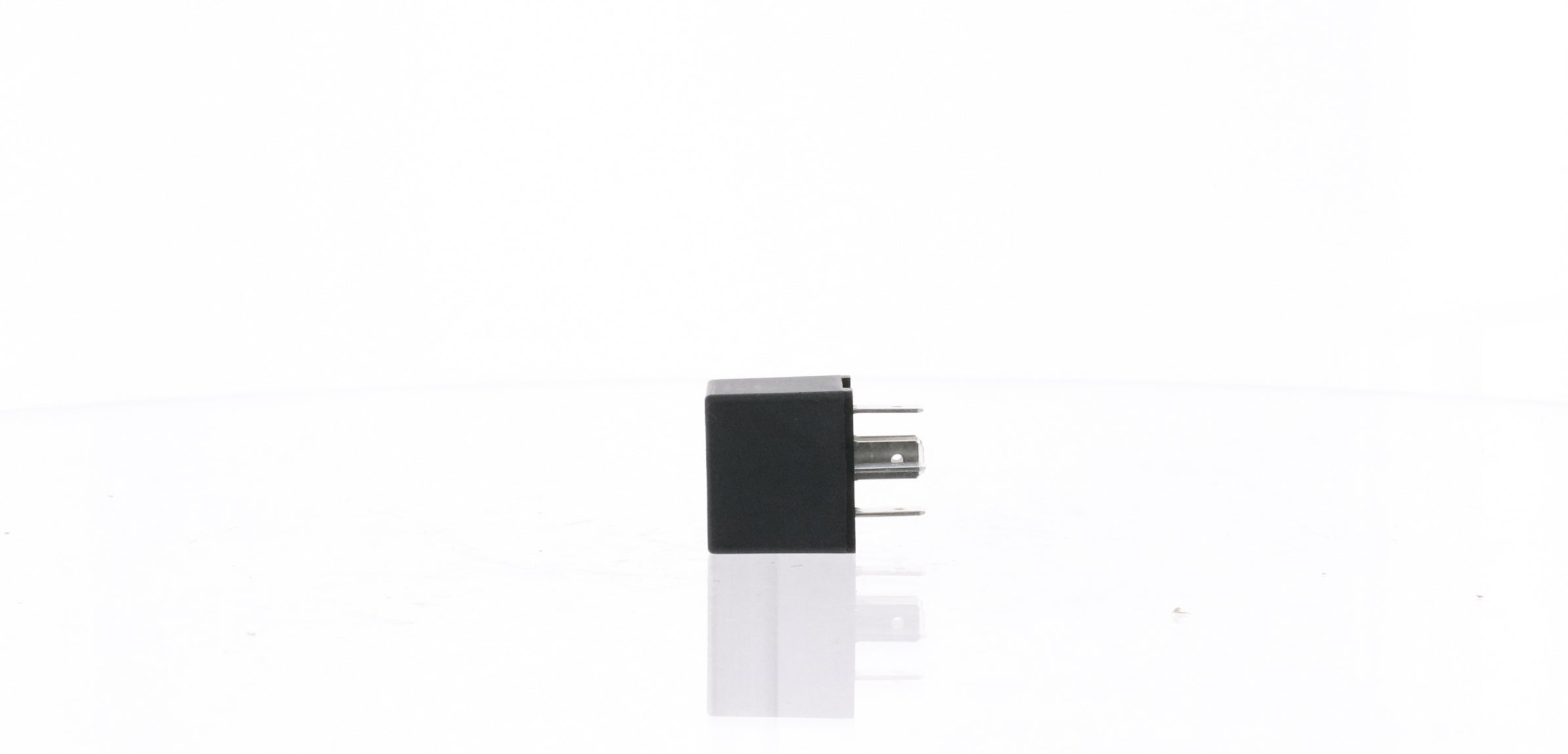 ARCO NEW Original Equipment Quality Replacement Relay for Johnson / Evinrude - R473