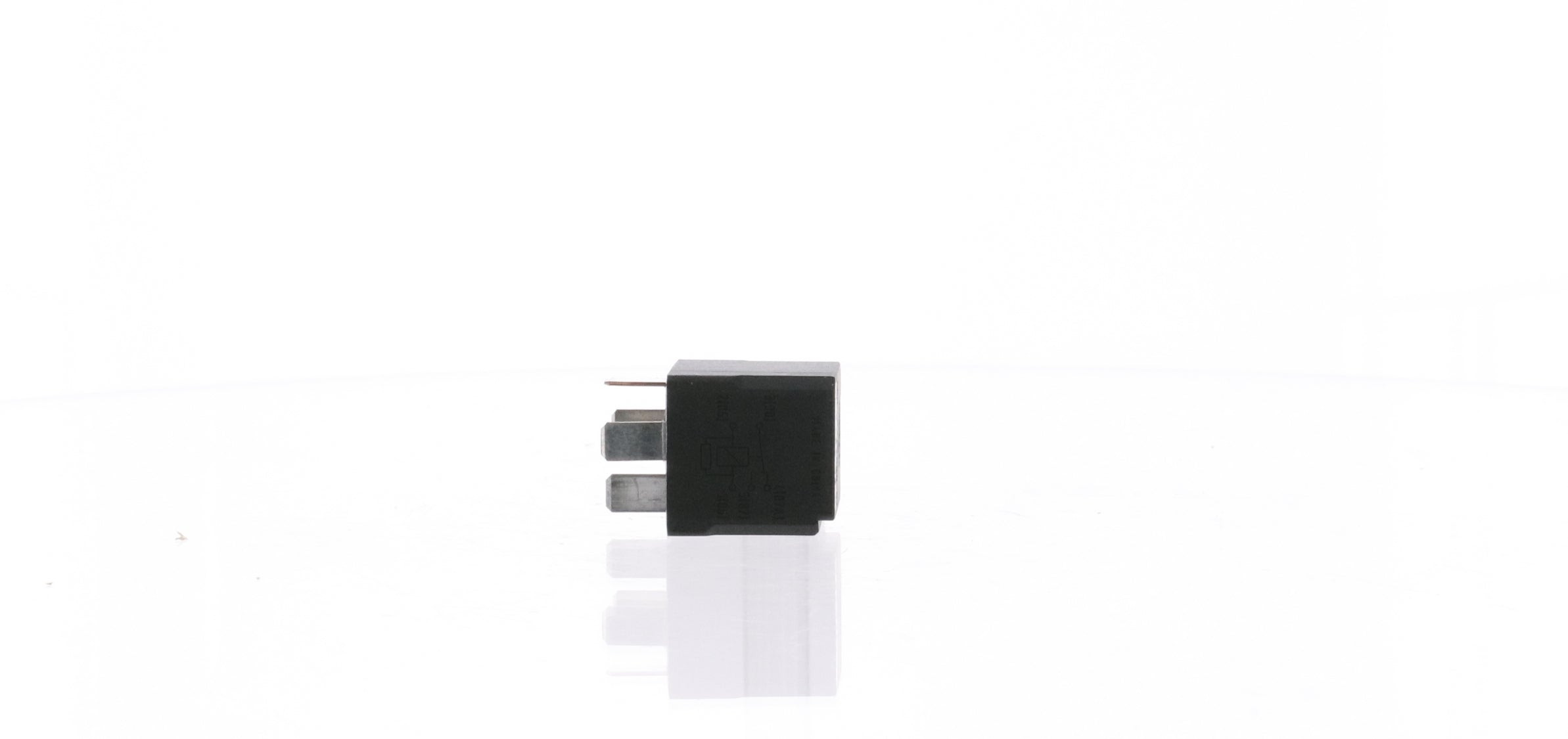 ARCO NEW Original Equipment Quality Replacement Relay for Volvo Penta -R809