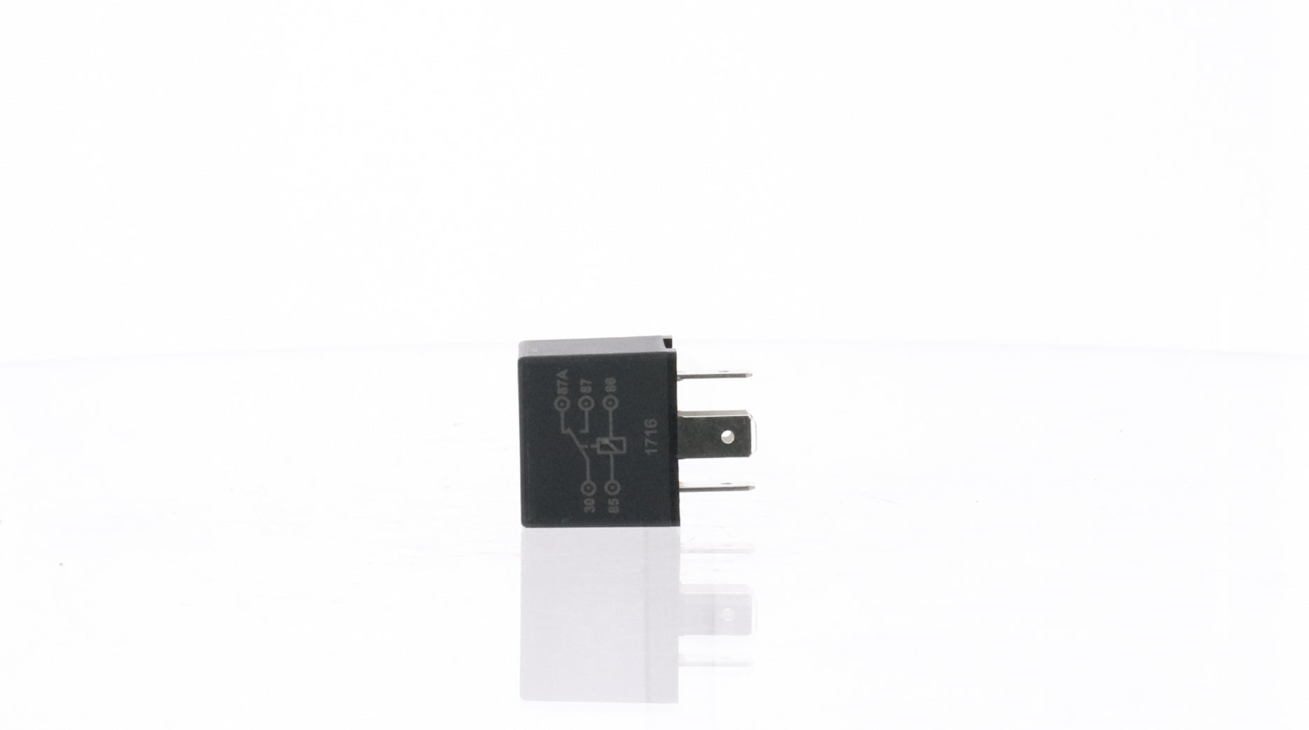 ARCO NEW Original Equipment Quality Replacement Relay for Volvo Penta - R952